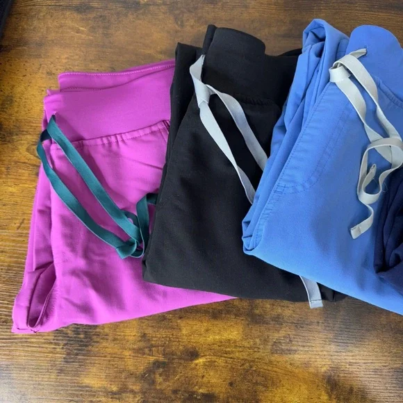 FIGS (5) Pair Women’s Scrub Pants size Small Tall ST Joggers Straight Leg - Picture 3 of 16